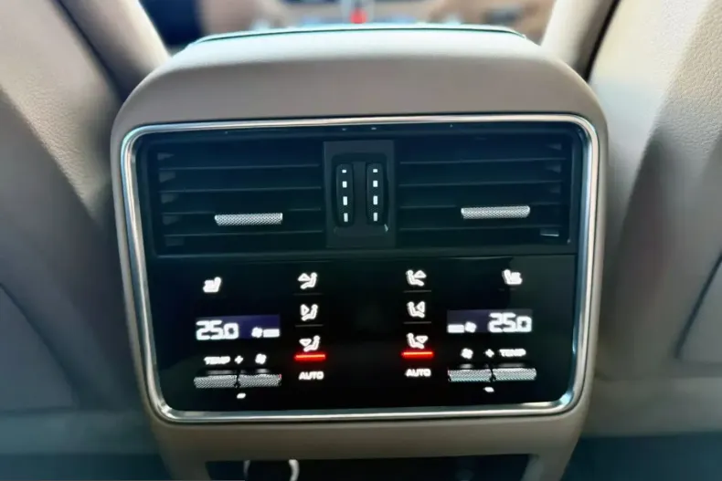 Porsche Cayenne din 2023 cu 62.000 km - oferta POR231732 - foto 20