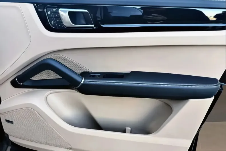 Porsche Cayenne din 2023 cu 62.000 km - oferta POR231732 - foto 25
