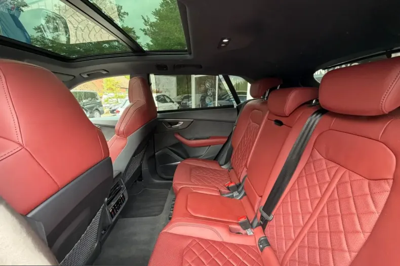 Audi SQ8 din 2023 cu 59.500 km - oferta AUD231736 - foto 9