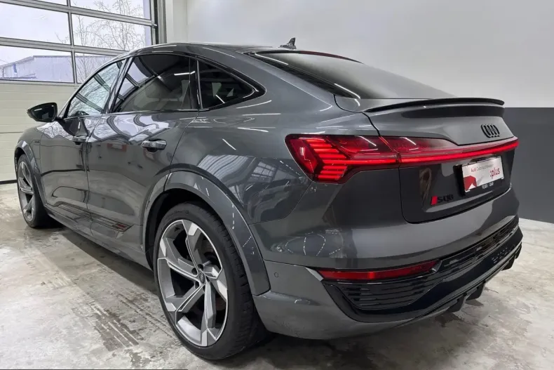 Audi SQ8 din 2024 cu 29.867 km - oferta AUD231743 - foto 4