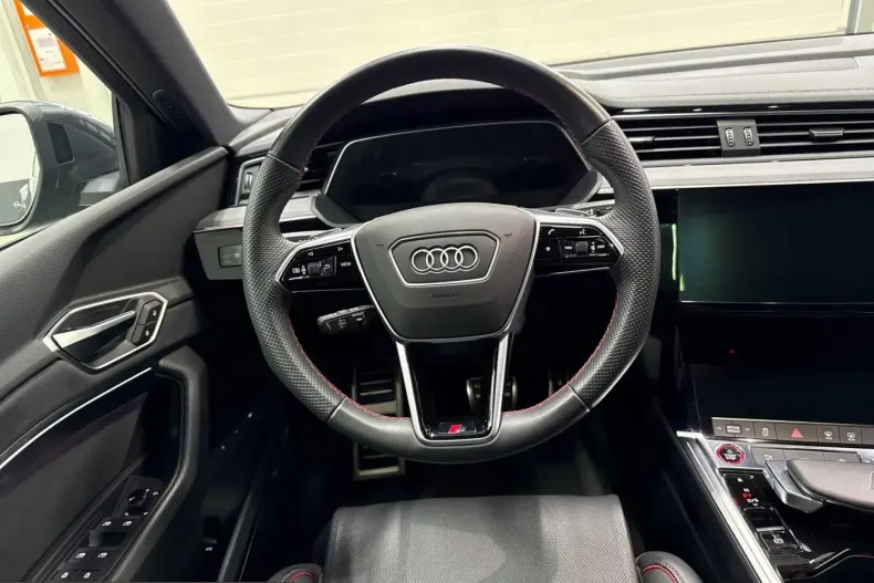 Audi SQ8 din 2024 cu 29.867 km - oferta AUD231743 - foto 7