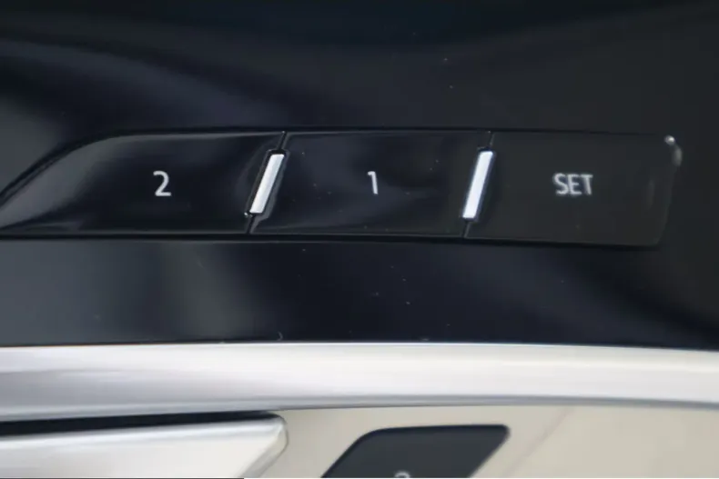 Audi A8 din 2024 cu 36.851 km - oferta AUD231745 - foto 19
