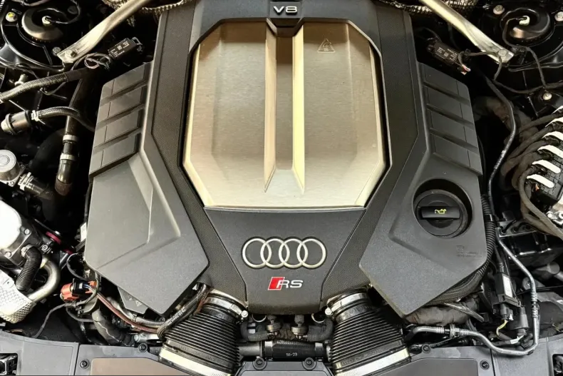 Audi RS7 din 2024 cu 20.000 km - oferta AUD231747 - foto 6