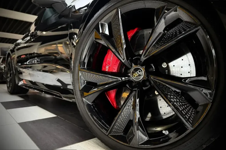 Audi RS7 din 2024 cu 20.000 km - oferta AUD231747 - foto 9