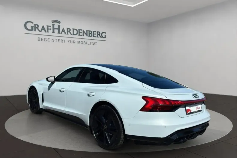 Audi e-tron GT din 2024 cu 22.800 km - oferta AUD231748 - foto 4