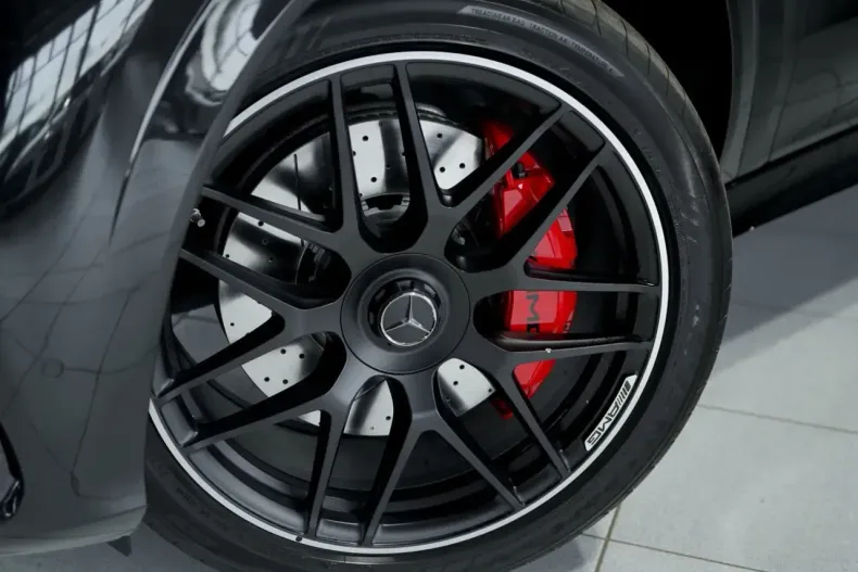 Mercedes-Benz GLE 63 AMG (Clasa GLE) din 2023 cu 99.900 km - oferta MER231755 - foto 4