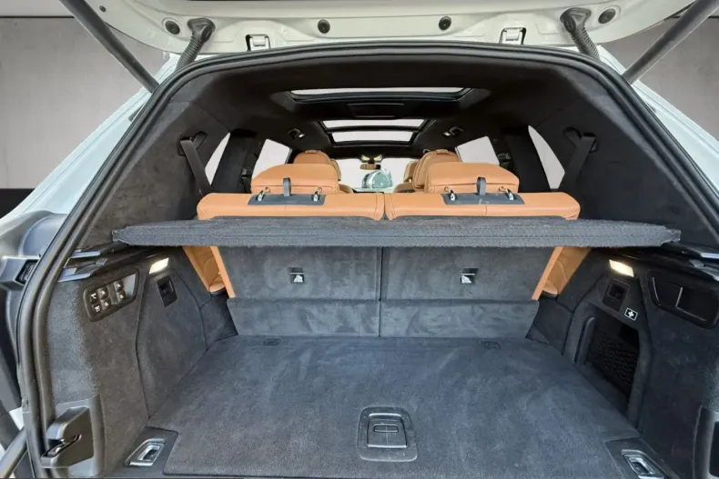 BMW X7 (Seria X) din 2021 cu 91.122 km - oferta BMW231758 - foto 13