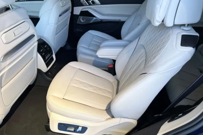 BMW X7 (Seria X) din 2023 cu 88.000 km - oferta BMW231760 - foto 9