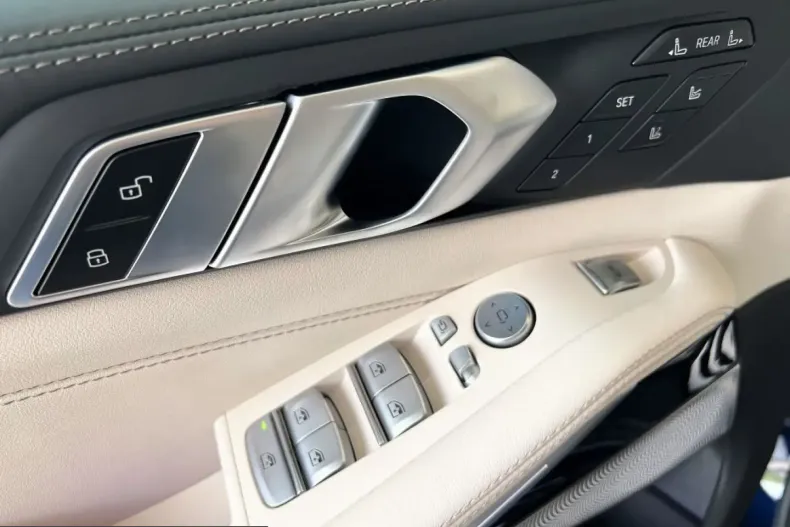 BMW X7 (Seria X) din 2023 cu 88.000 km - oferta BMW231760 - foto 17