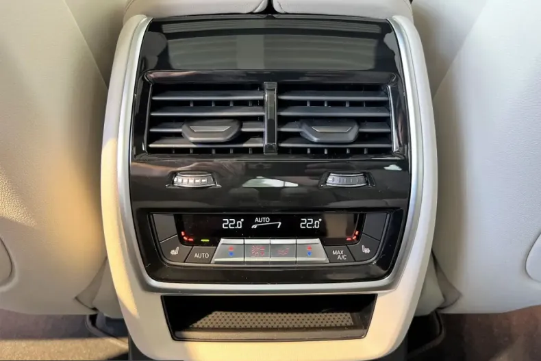 BMW X7 (Seria X) din 2023 cu 88.000 km - oferta BMW231760 - foto 29