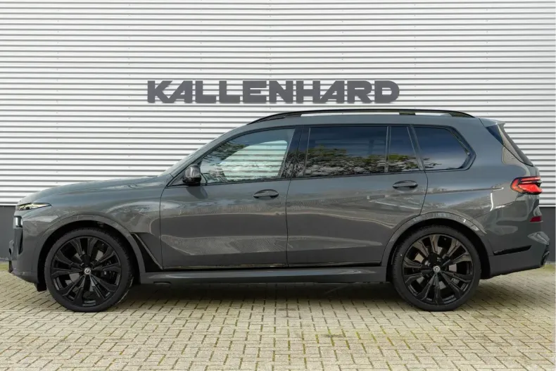 BMW X7 (Seria X) din 2023 cu 101.773 km - oferta BMW231761 - foto 7