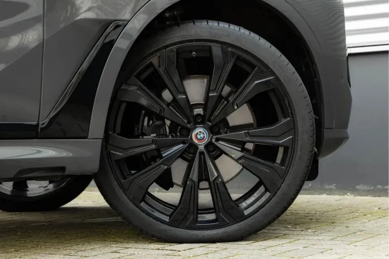 BMW X7 (Seria X) din 2023 cu 101.773 km - oferta BMW231761 - foto 15