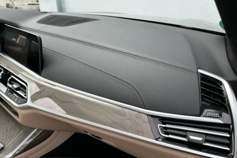 BMW X7 (Seria X) din 2022 cu 119.210 km - oferta BMW231762 - foto 22