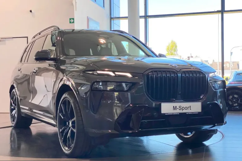BMW X7 (Seria X) din 2023 cu 86.014 km - oferta BMW231763 - foto 4