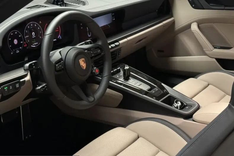 Porsche 992 din 2025 cu 8.200 km - oferta POR231765 - foto 16