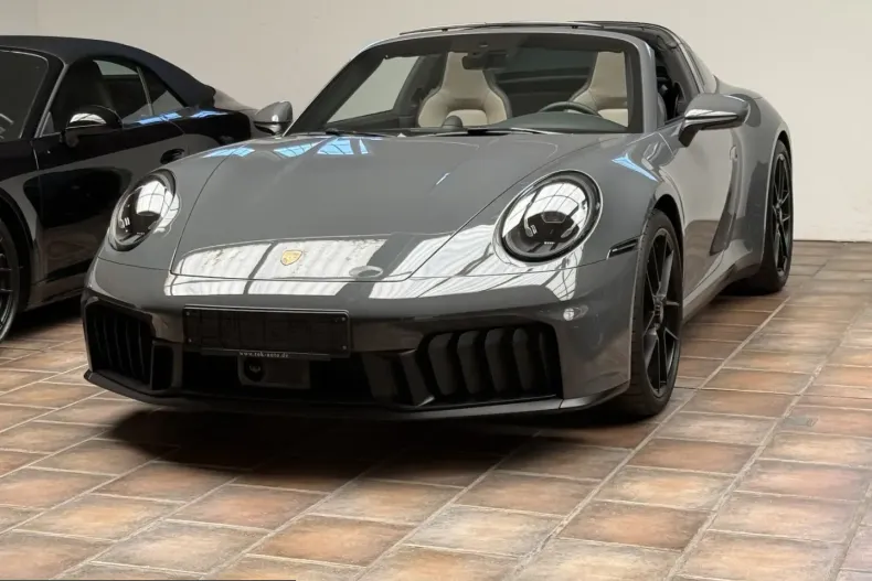 Porsche 992 din 2025 cu 8.200 km - oferta POR231765 - foto 17