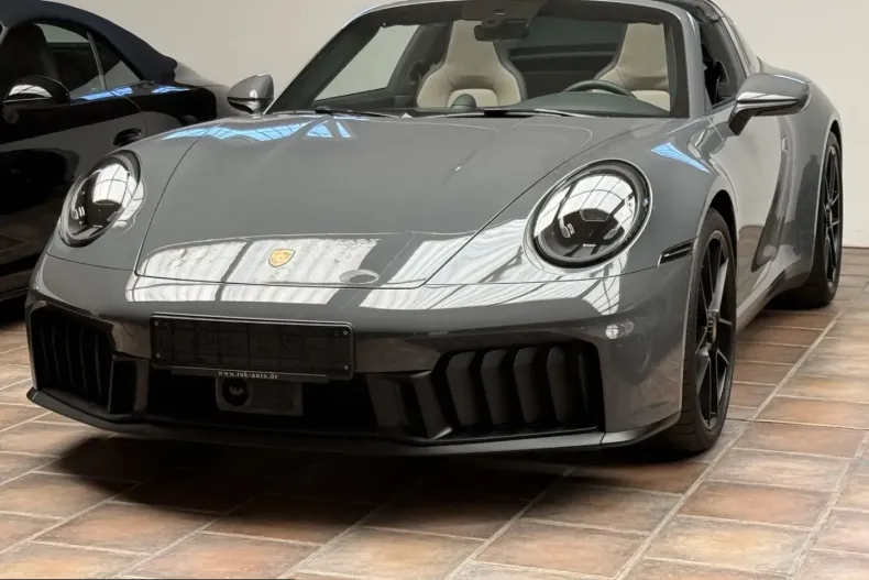 Porsche 992 din 2025 cu 8.200 km - oferta POR231765 - foto 27
