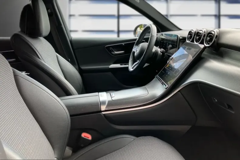 Mercedes-Benz GLC 300 (Clasa GLC) din 2023 cu 84.983 km - oferta MER231769 - foto 12