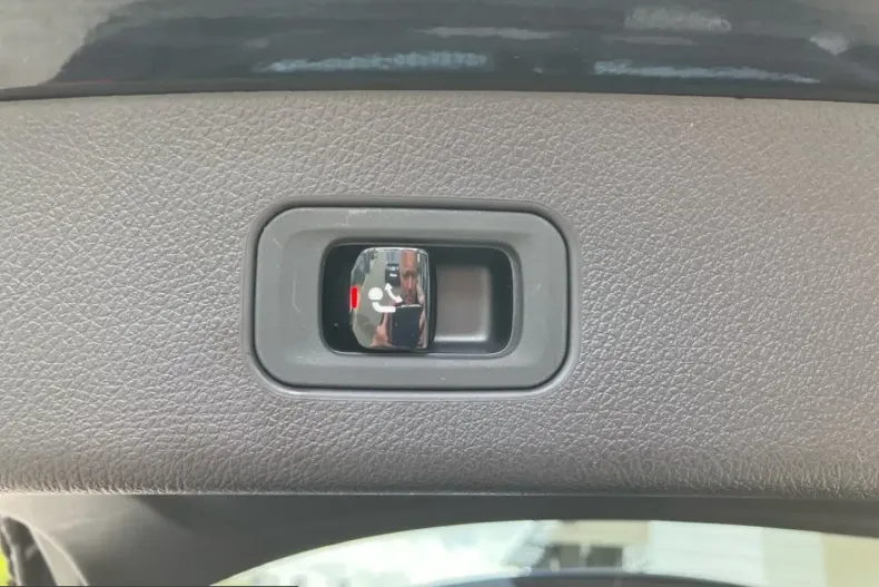 Mercedes-Benz GLC 300 (Clasa GLC) din 2023 cu 84.983 km - oferta MER231769 - foto 15