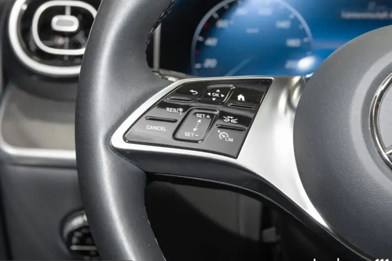 Mercedes-Benz GLC 300 (Clasa GLC) din 2023 cu 79.866 km - oferta MER231770 - foto 22