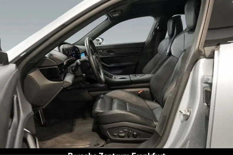 Porsche Taycan din 2024 cu 29.000 km - oferta POR231775 - foto 9