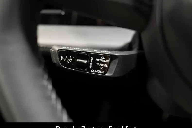 Porsche Taycan din 2024 cu 29.000 km - oferta POR231775 - foto 28