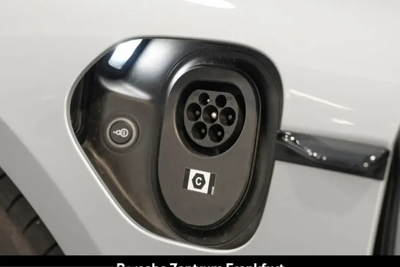 Porsche Taycan din 2024 cu 29.000 km - oferta POR231775 - foto 35