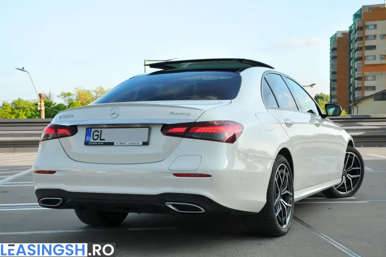 Mercedes-Benz E 300 (Clasa E) din 2022 cu 100.000 km - oferta MER231789 - foto 6