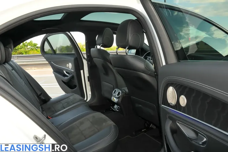 Mercedes-Benz E 300 (Clasa E) din 2022 cu 100.000 km - oferta MER231789 - foto 11