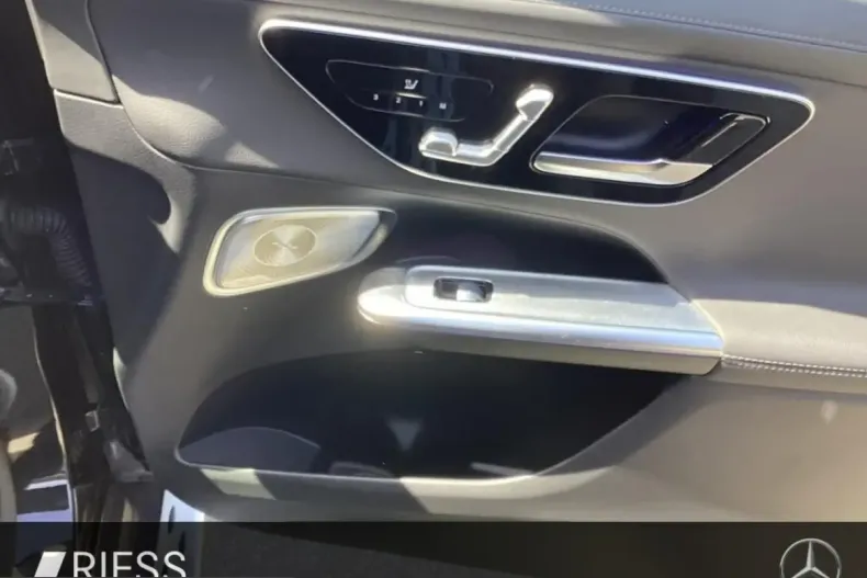 Mercedes-Benz GLC 300 (Clasa GLC) din 2025 cu 34.417 km - oferta MER231790 - foto 20