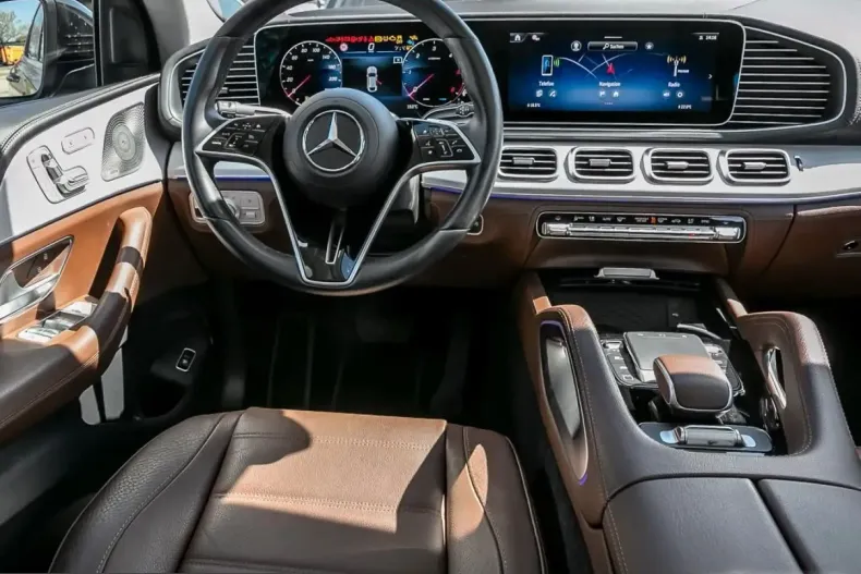 Mercedes-Benz GLE 300 (Clasa GLE) din 2025 cu 21.998 km - oferta MER231792 - foto 4