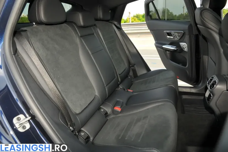 Mercedes-Benz GLC 300 (Clasa GLC) din 2023 cu 36.460 km - oferta MER231795 - foto 7
