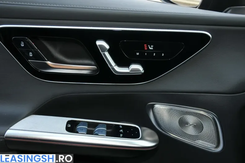 Mercedes-Benz GLC 300 (Clasa GLC) din 2023 cu 36.460 km - oferta MER231795 - foto 14