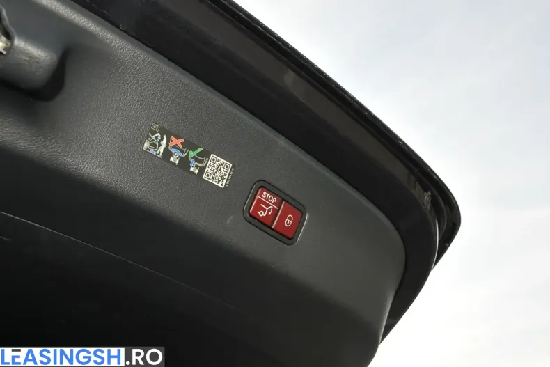 Mercedes-Benz GLC 300 (Clasa GLC) din 2023 cu 36.460 km - oferta MER231795 - foto 19