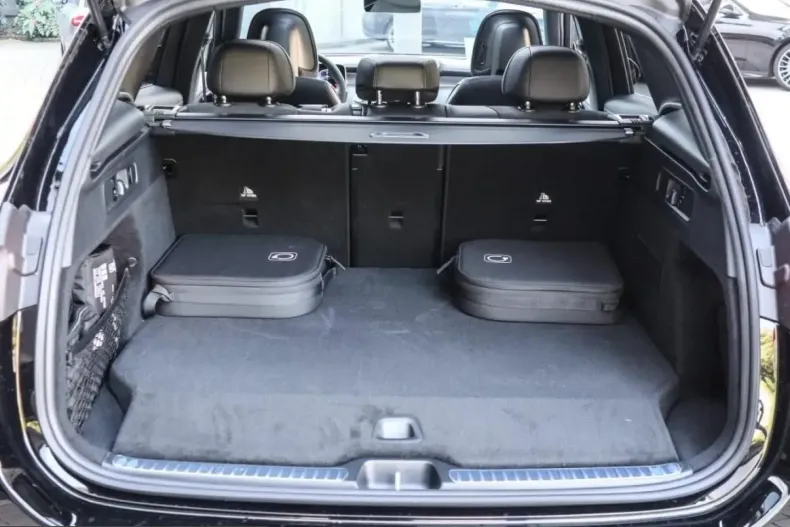 Mercedes-Benz GLC 300 (Clasa GLC) din 2025 cu 29.500 km - oferta MER231796 - foto 10
