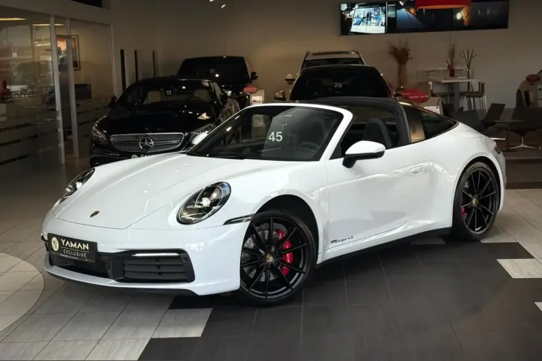 Porsche 911 din 2021 cu 46.000 km - oferta POR231801 - foto 1
