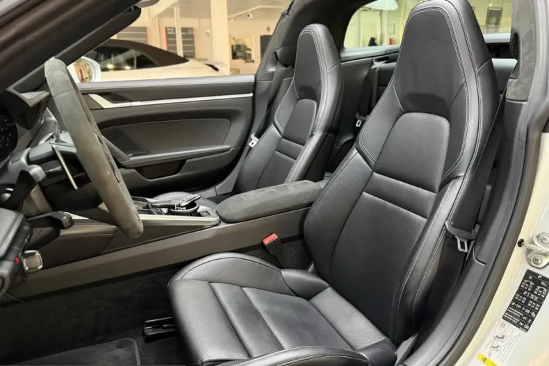 Porsche 911 din 2021 cu 46.000 km - oferta POR231801 - foto 15