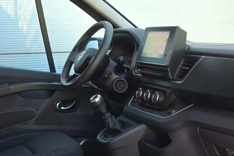 Renault Trafic din 2021 cu 39.903 km - oferta REN231803 - foto 16