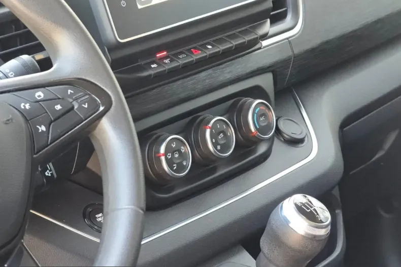 Renault Trafic din 2021 cu 39.903 km - oferta REN231803 - foto 31