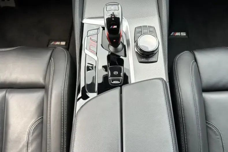 BMW M5 (Seria 5) din 2022 cu 84.750 km - oferta BMW231807 - foto 13