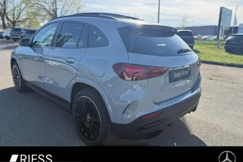Mercedes-Benz GLA 200 (Clasa GLA) din 2025 cu 13.734 km - oferta MER231811 - foto 8