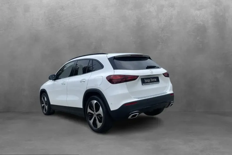Mercedes-Benz GLA 200 (Clasa GLA) din 2025 cu 17.760 km - oferta MER231814 - foto 8