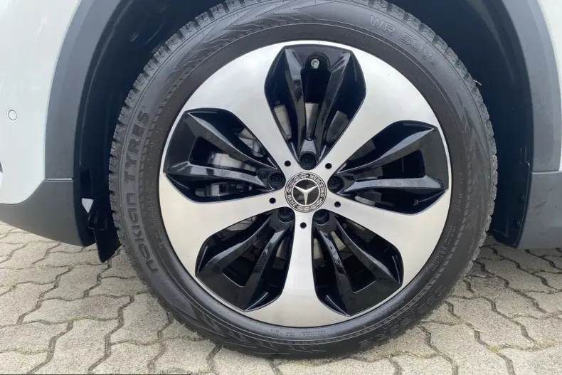 Mercedes-Benz GLA 200 (Clasa GLA) din 2025 cu 17.760 km - oferta MER231814 - foto 9