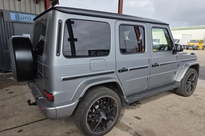 Mercedes-Benz G 63 AMG (Clasa G) din 2025 cu 6.000 km - oferta MER231817 - foto 6