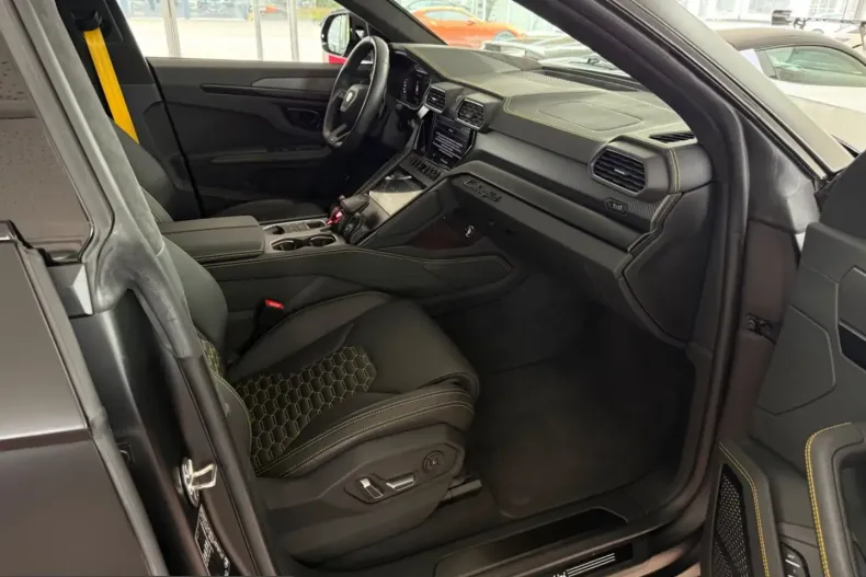 Lamborghini Urus din 2024 cu 29.050 km - oferta LAM231820 - foto 17