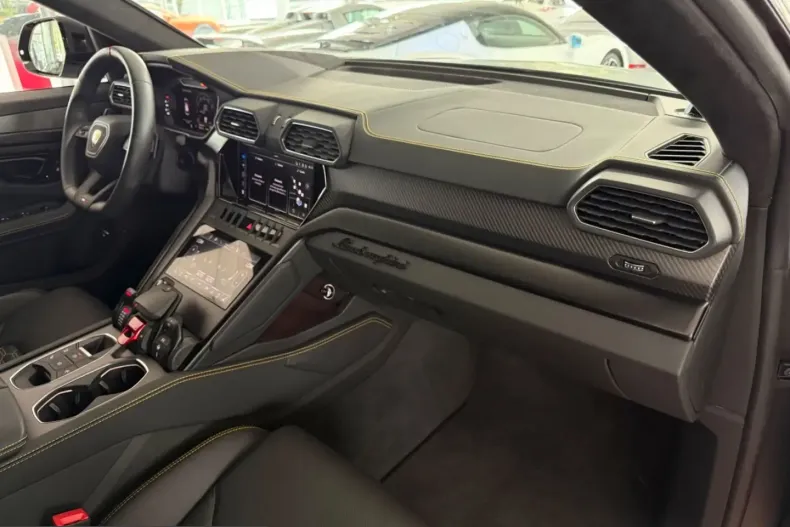 Lamborghini Urus din 2024 cu 29.050 km - oferta LAM231820 - foto 18