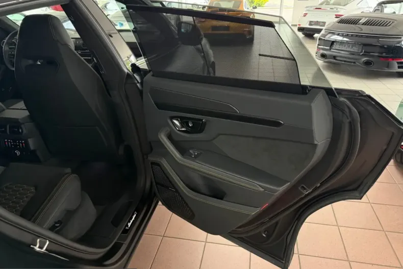 Lamborghini Urus din 2024 cu 29.050 km - oferta LAM231820 - foto 21