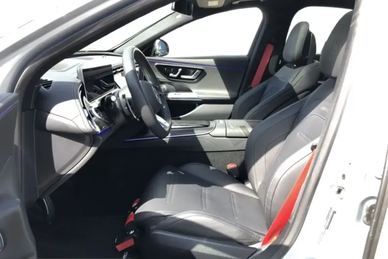 Mercedes-Benz E 53 AMG (Clasa E) din 2025 cu 23.680 km - oferta MER231835 - foto 10