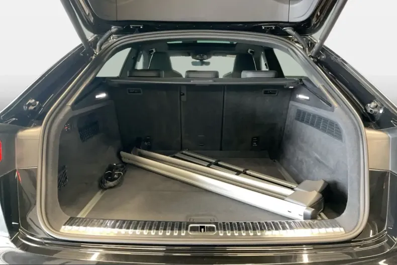 Audi SQ8 din 2023 cu 43.800 km - oferta AUD231836 - foto 12