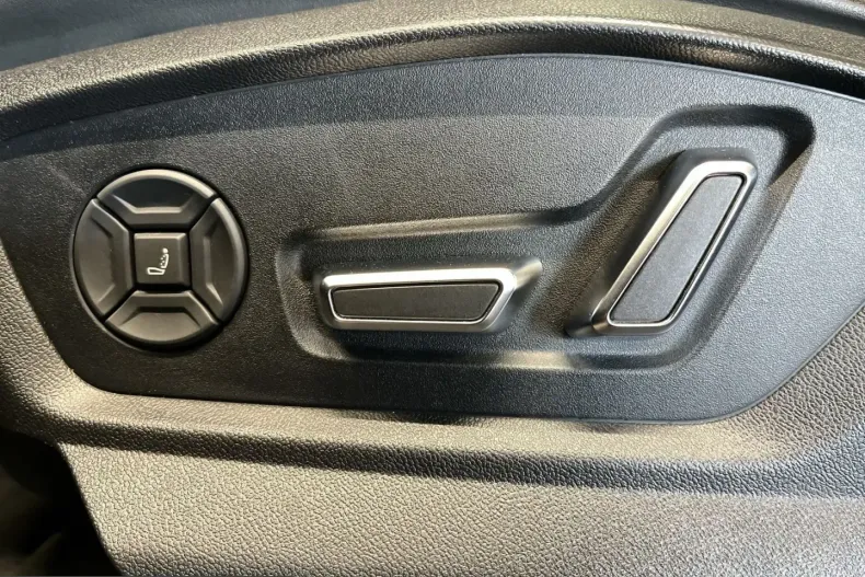Audi SQ8 din 2023 cu 43.800 km - oferta AUD231836 - foto 16